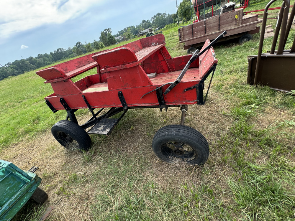 PONY CART TWO SEATER Elkhart Horse Auctions