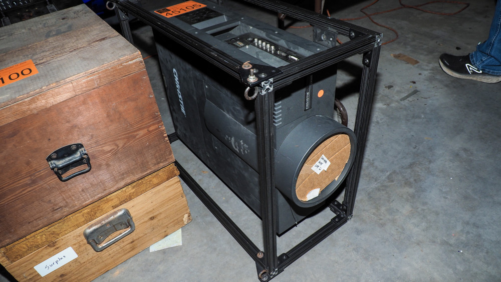 Christie LX1200 projector - Swico Auctions