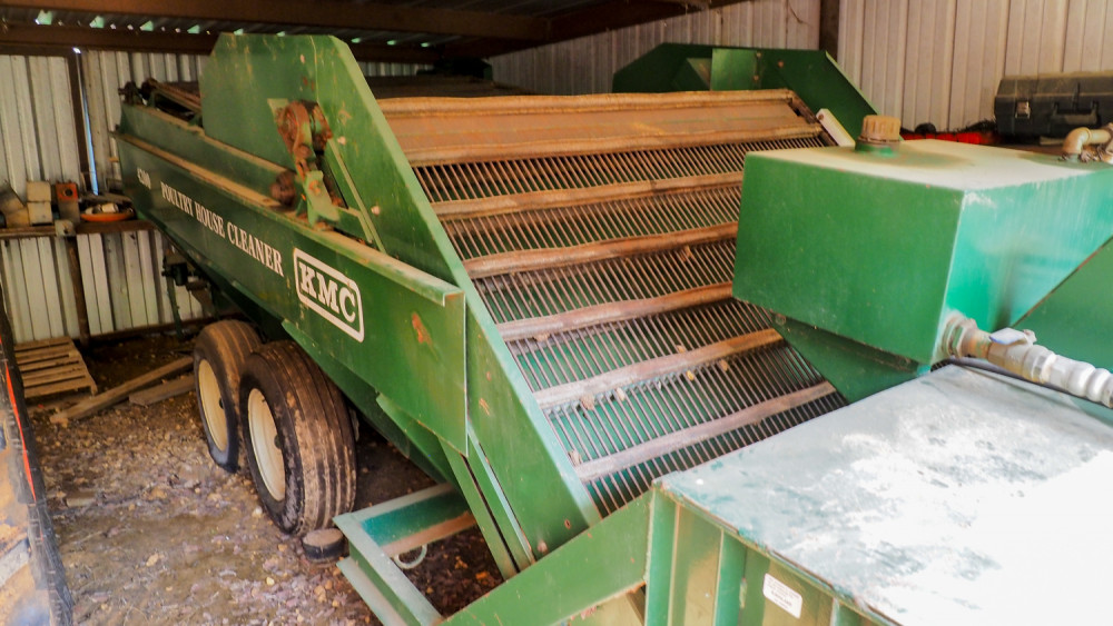 KMC Poultry house cleaner 4200 Swico Auctions