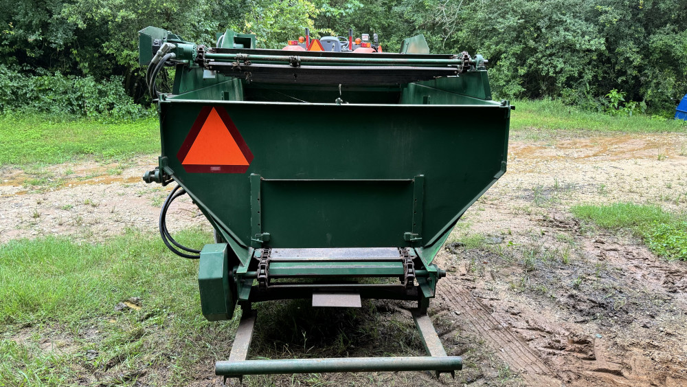 KMC Poultry house cleaner 4200 Swico Auctions