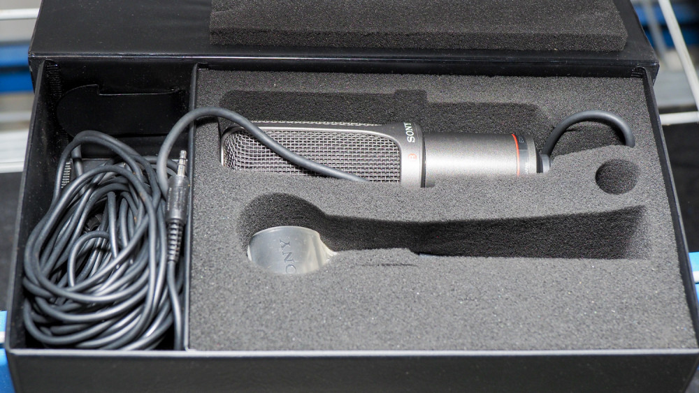 Sony ECM-737 condenser microphone - Swico Auctions
