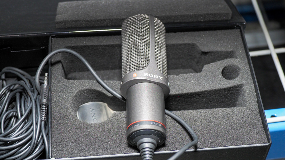 Sony ECM-737 condenser microphone - Swico Auctions