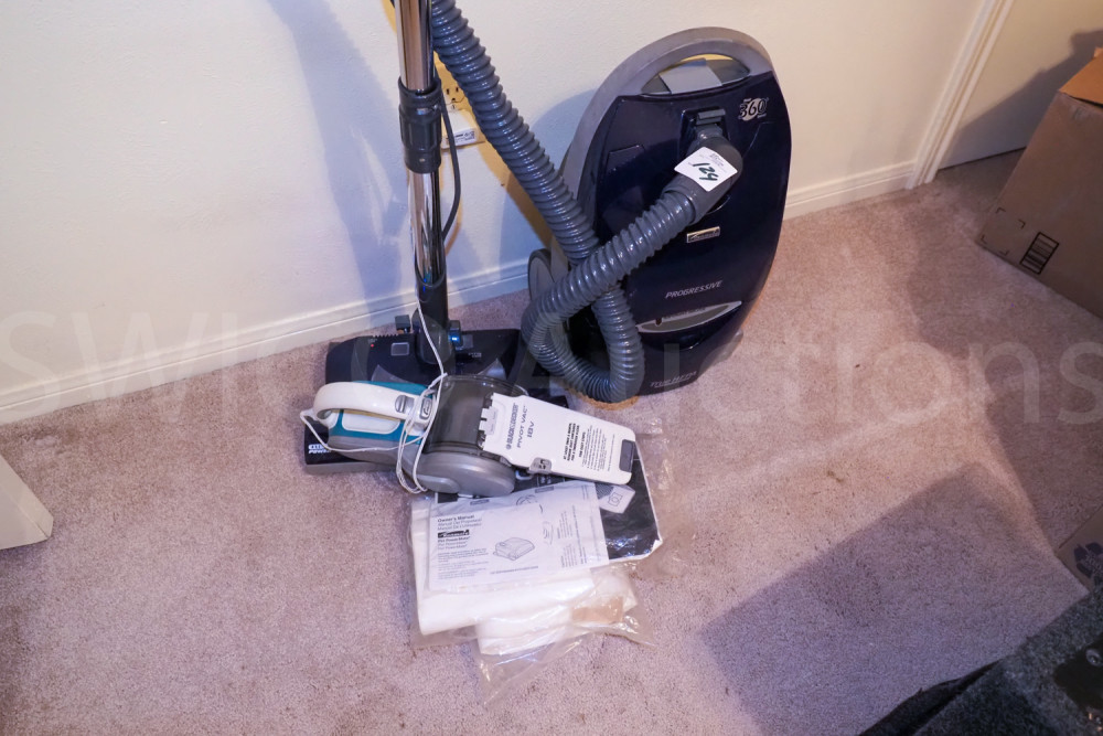 Vacuums Swico Auctions