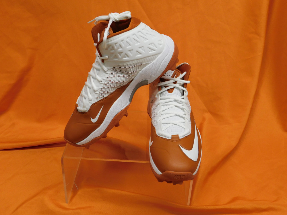 longhorn cleats