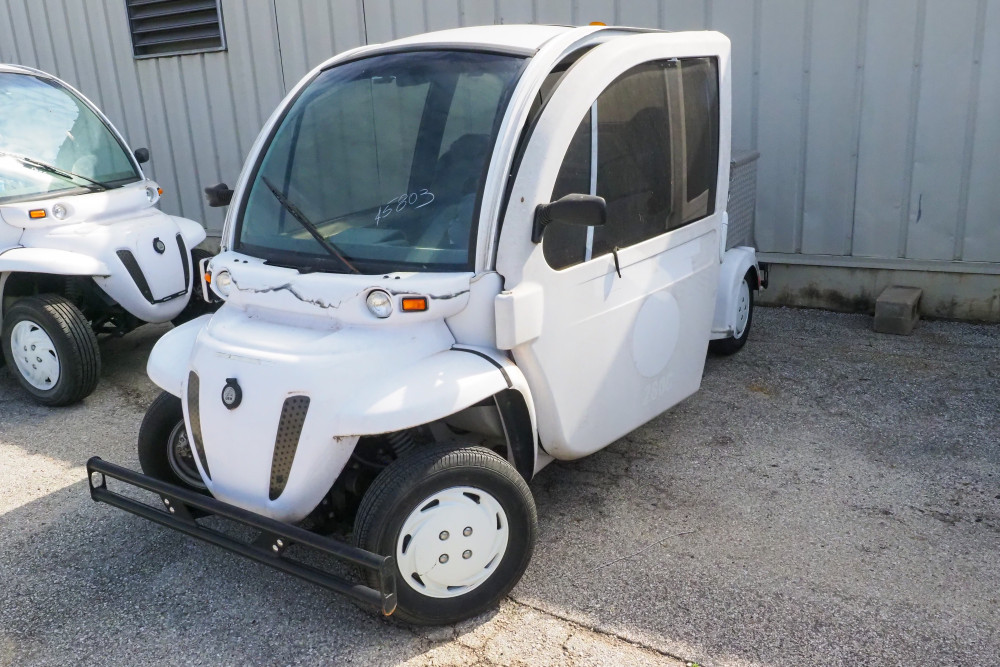 2007 GEM car, VIN 3687 Swico Auctions