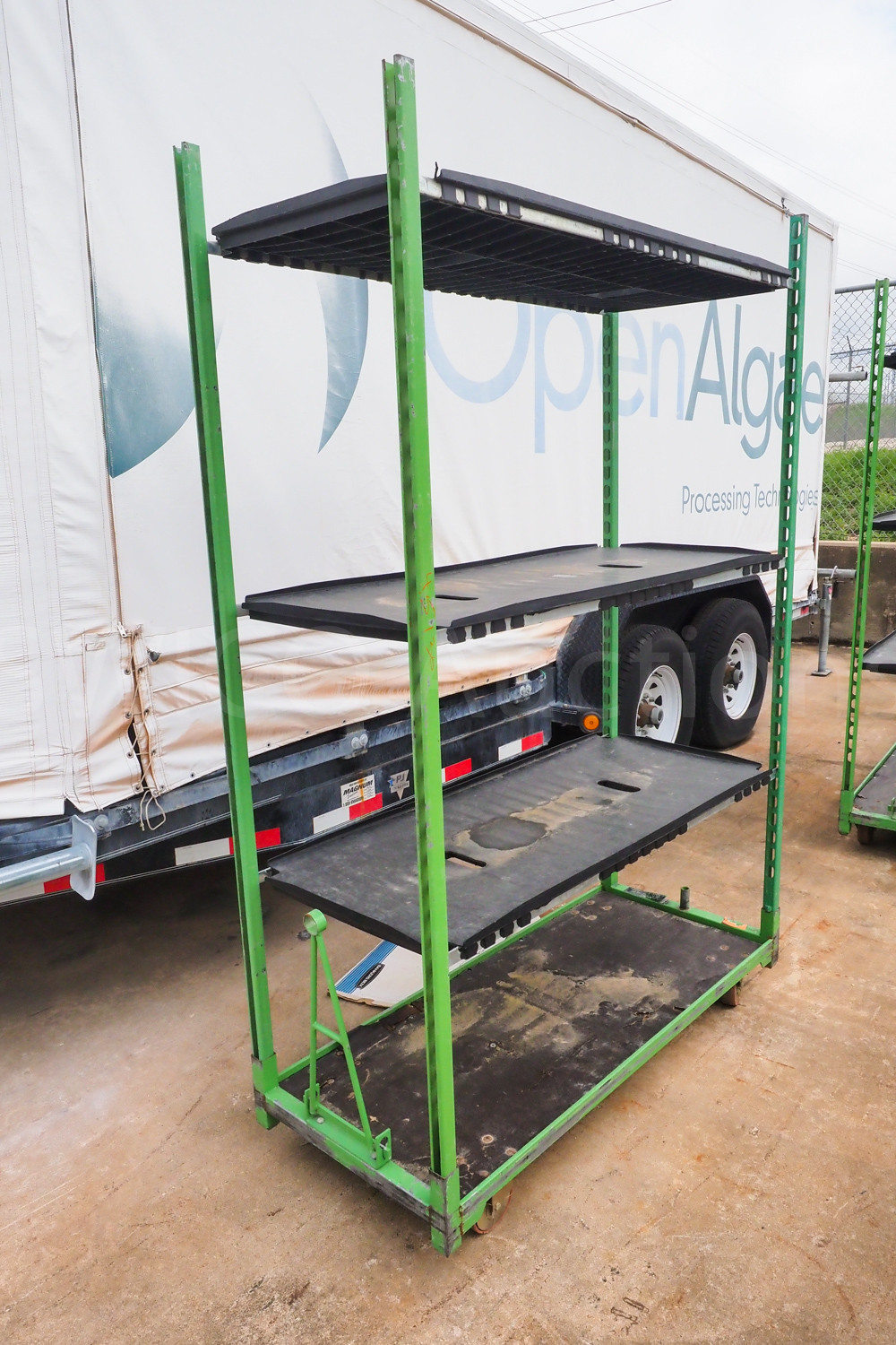 Green Rack For Rolls 2 Green rolling racks - Swico Auctions