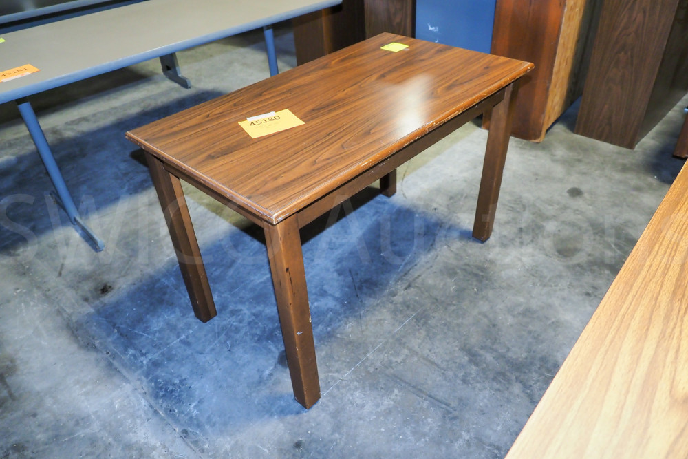Small wood table Swico Auctions