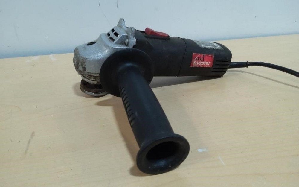 DRILL MASTER 4 1/2 ANGLE GRINDER - Swico Auctions