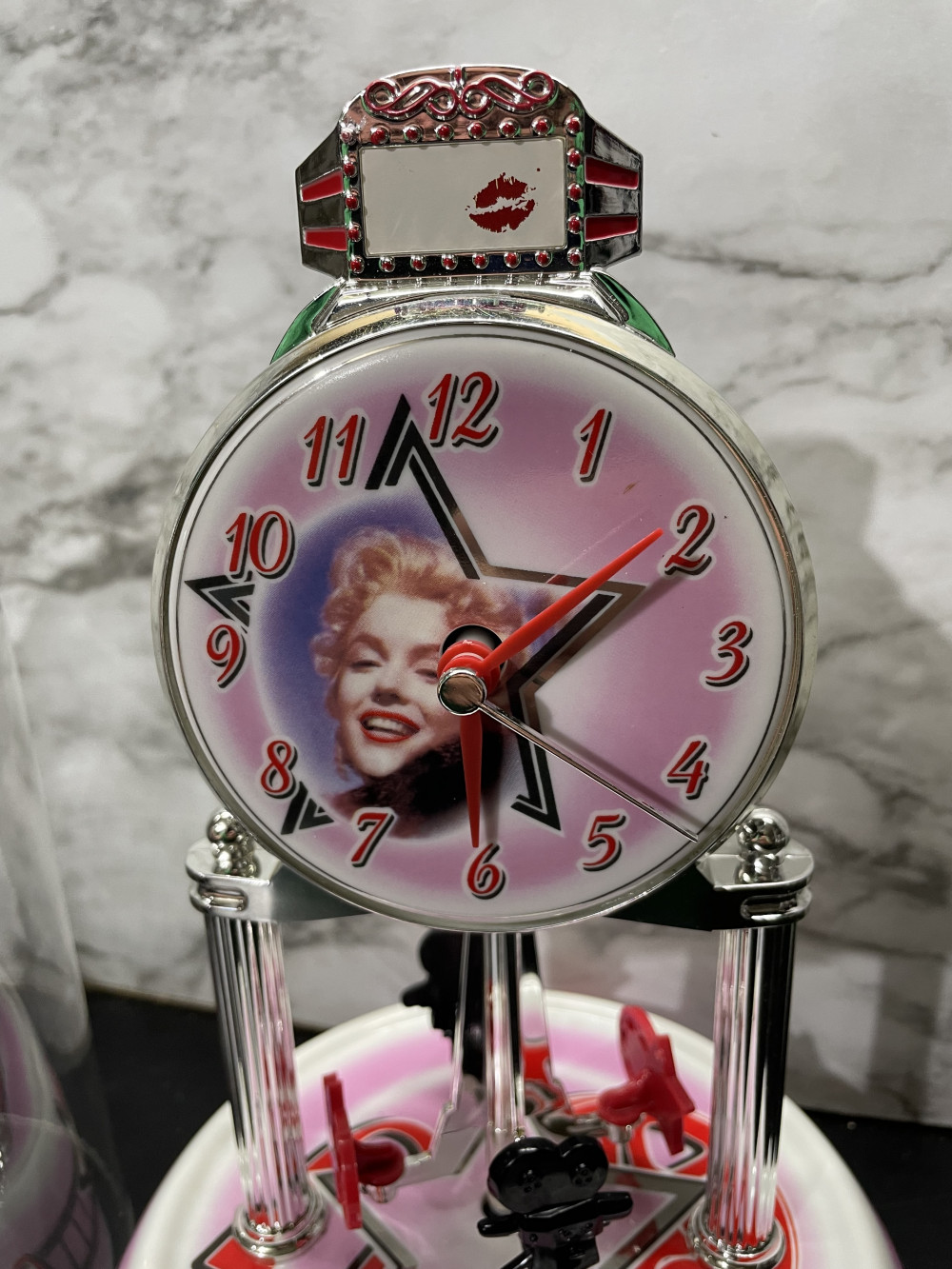 Marilyn Monroe anniversery clock shops