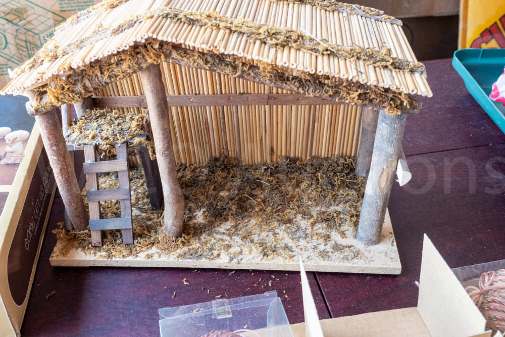Christmas decorations  Swico Auctions